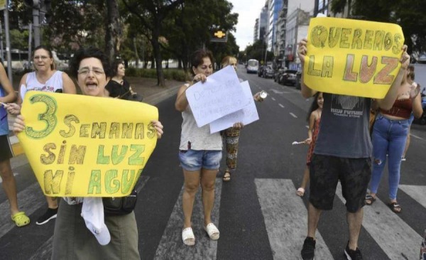 Cortes De Luz: 32.000 Usuarios Siguen Sin Suministro En El AMBA - Nueva ...